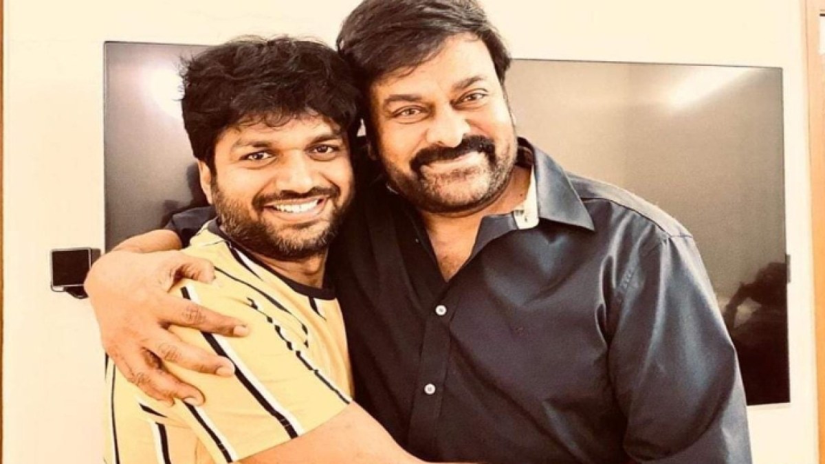 ఫ్యాన్స్ ను మెగాస్టార్ చిరంజీవి డబుల్ ట్రీట్, అనిల్ రావిపూడి ప్లాన్ మామూలుగా లేదు ఫ్యాన్స్ ను మెగాస్టార్ చిరంజీవి డబుల్ ట్రీట్, అనిల్ రావిపూడి ప్లాన్ మామూలుగా లేదు