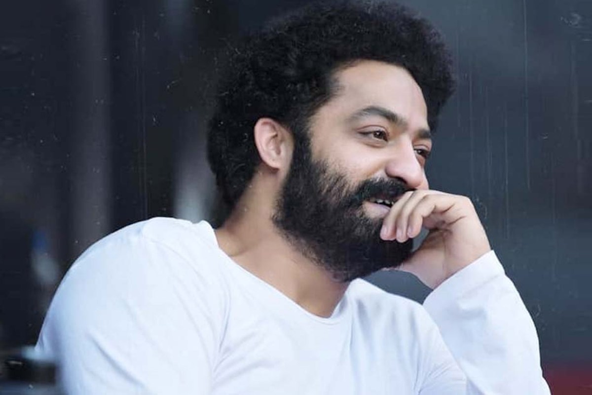 జూనియర్ ఎన్టీఆర్ గురించి మీకు ఈ విషయాలు తెలుసా? తారక్ ఎన్ని భాషలు మాట్లాడుతారంటే? జూనియర్ ఎన్టీఆర్ గురించి మీకు ఈ విషయాలు తెలుసా? తారక్ ఎన్ని భాషలు మాట్లాడుతారంటే?