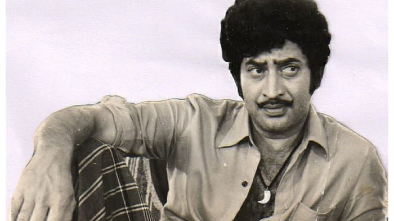 కృష్ణ ఆన్ స్క్రీన్ రొమాన్స్ చేయడానికి ఇబ్బంది పడిన హీరోయిన్ ఎవరో తెలుసా? కారణం ఏంటి? కృష్ణ ఆన్ స్క్రీన్ రొమాన్స్ చేయడానికి ఇబ్బంది పడిన హీరోయిన్ ఎవరో తెలుసా? కారణం ఏంటి?