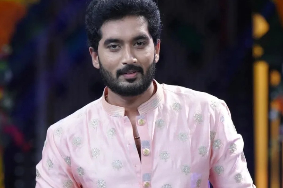 `కార్తీకదీపం` డాక్టర్బాబు నటించిన సినిమాలేంటో తెలుసా? ఏకంగా పాన్ ఇండియా స్టార్ మూవీలో `కార్తీకదీపం` డాక్టర్బాబు నటించిన సినిమాలేంటో తెలుసా? ఏకంగా పాన్ ఇండియా స్టార్ మూవీలో