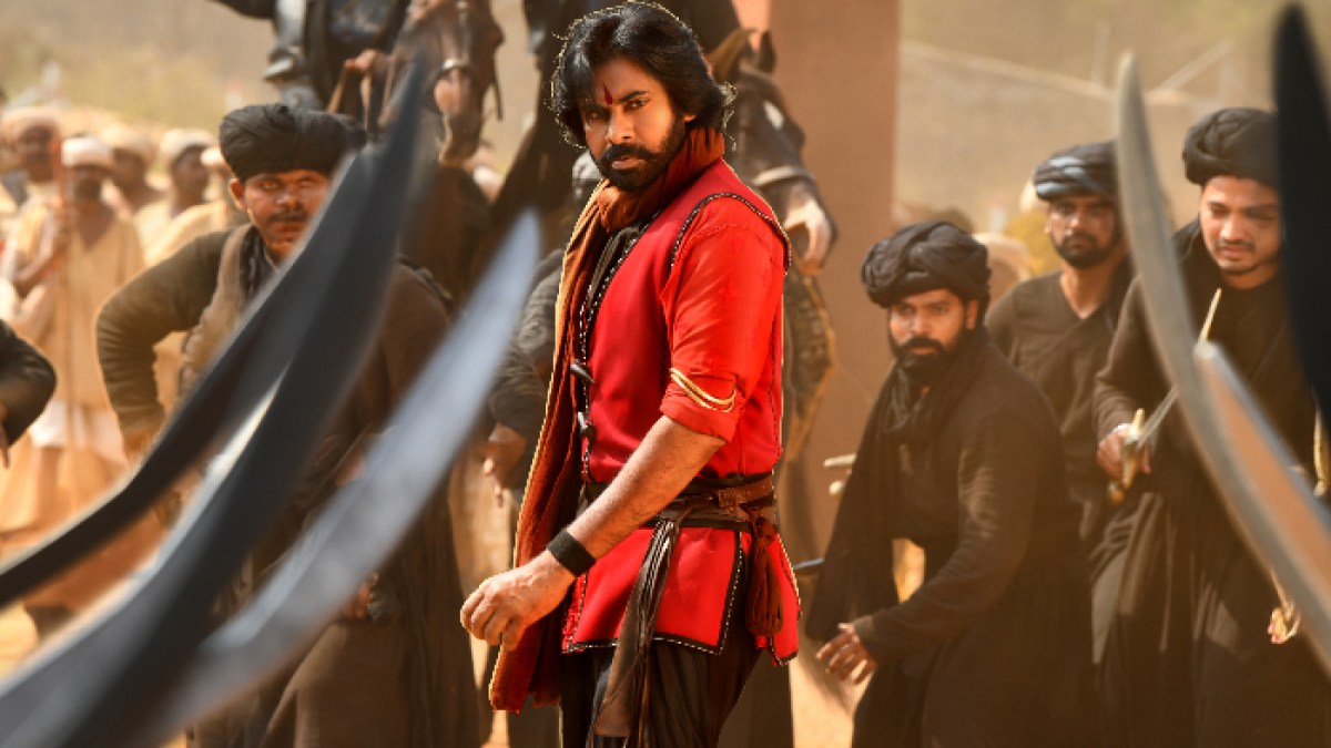బాధగా ఉంది, కానీ తప్పడం లేదు, `హరిహర వీరమల్లు` వాయిదా ప్రకటన.. నెగటివ్ ప్రచారంపై నిర్మాతలు వార్నింగ్ బాధగా ఉంది, కానీ తప్పడం లేదు, `హరిహర వీరమల్లు` వాయిదా ప్రకటన.. నెగటివ్ ప్రచారంపై నిర్మాతలు వార్నింగ్