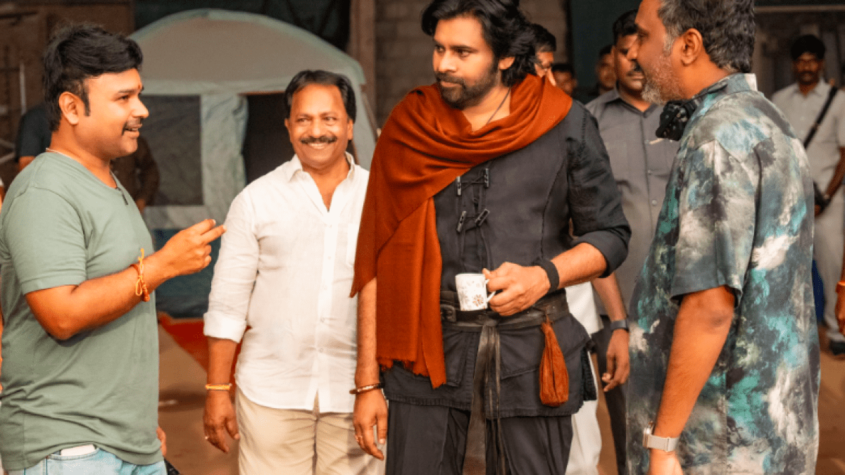 HariHara VeeraMallu : హరిహర వీరమల్లు నిర్మాతకి అమెజాన్ ప్రైమ్ కండిషన్ ? అప్పటిలోగా రిలీజ్ చేయకపోతే.. HariHara VeeraMallu : హరిహర వీరమల్లు నిర్మాతకి అమెజాన్ ప్రైమ్ కండిషన్ ? అప్పటిలోగా రిలీజ్ చేయకపోతే..