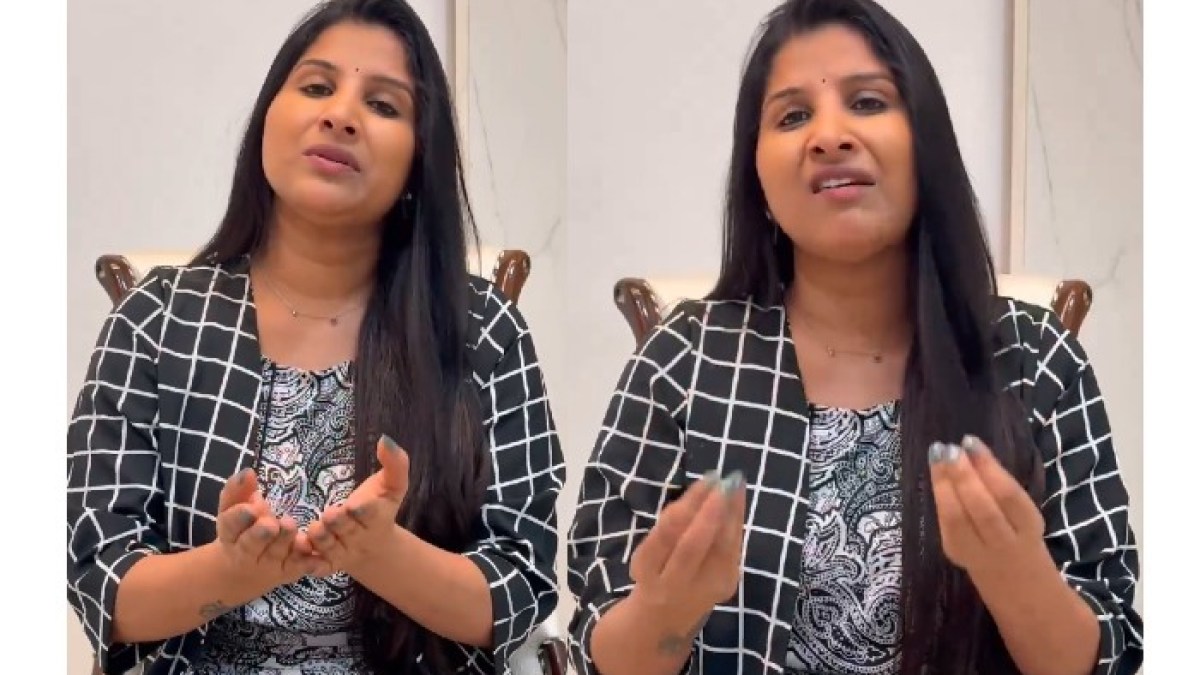 అమ్మా నాన్నల కోసమే బర్త్ డే పార్టీ.. మద్యంకి అనుమతి తీసుకోవాలని తెలియదు అంటూ మంగ్లీ ఎమోషనల్ కామెంట్స్ అమ్మా నాన్నల కోసమే బర్త్ డే పార్టీ.. మద్యంకి అనుమతి తీసుకోవాలని తెలియదు అంటూ మంగ్లీ ఎమోషనల్ కామెంట్స్