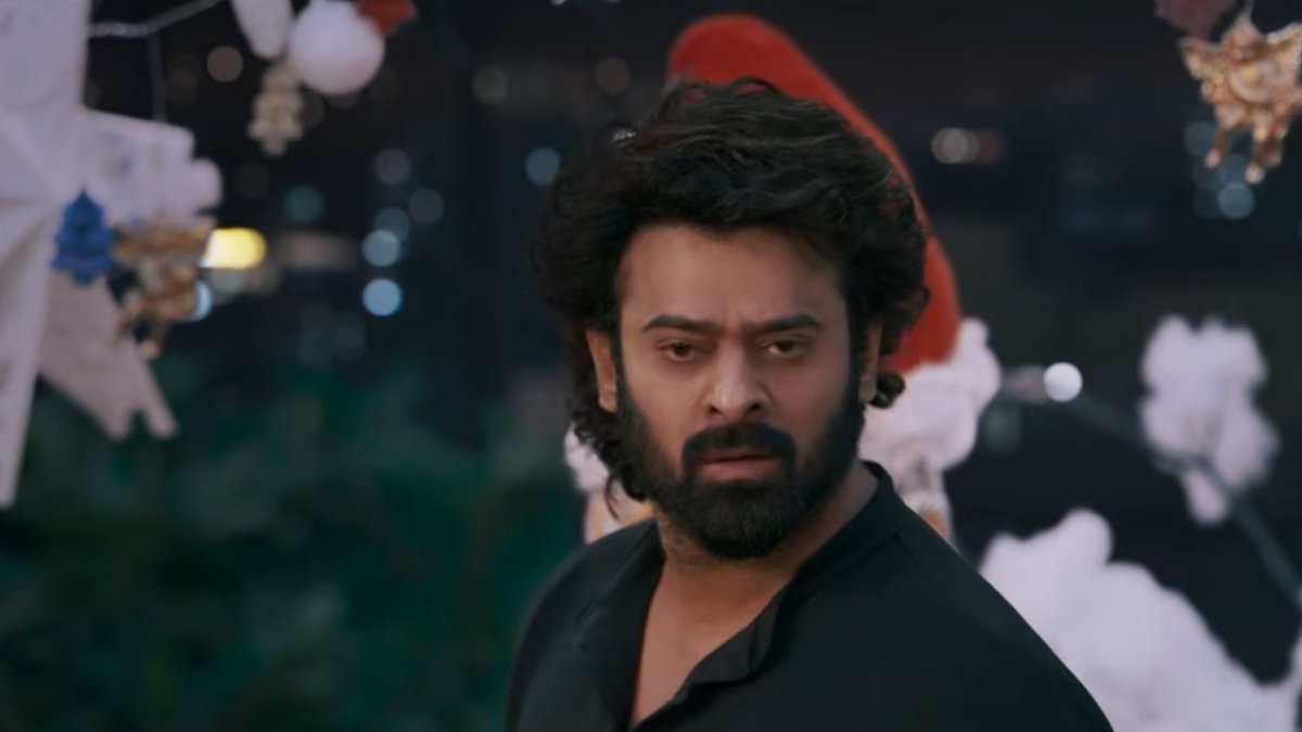 ప్రభాస్ డైలాగ్స్ ను గట్టిగా వాడేస్తున్న హైదరాబాద్ ట్రాఫిక్ పోలీస్, రాజాసాబ్ డైలాగ్ తో ఏం చేశారంటే? ప్రభాస్ డైలాగ్స్ ను గట్టిగా వాడేస్తున్న హైదరాబాద్ ట్రాఫిక్ పోలీస్, రాజాసాబ్ డైలాగ్ తో ఏం చేశారంటే?