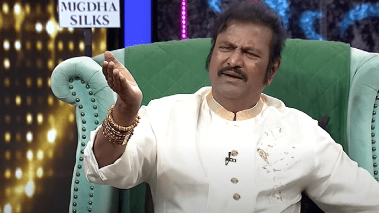 ఆ పెళ్లి గురించి ఎత్తగానే అలీపై మండిపడ్డ మోహన్ బాబు.. అది ఆయన వ్యక్తిగత జీవితం, మాట్లాడొద్దు అంటూ వార్నింగ్ ఆ పెళ్లి గురించి ఎత్తగానే అలీపై మండిపడ్డ మోహన్ బాబు.. అది ఆయన వ్యక్తిగత జీవితం, మాట్లాడొద్దు అంటూ వార్నింగ్