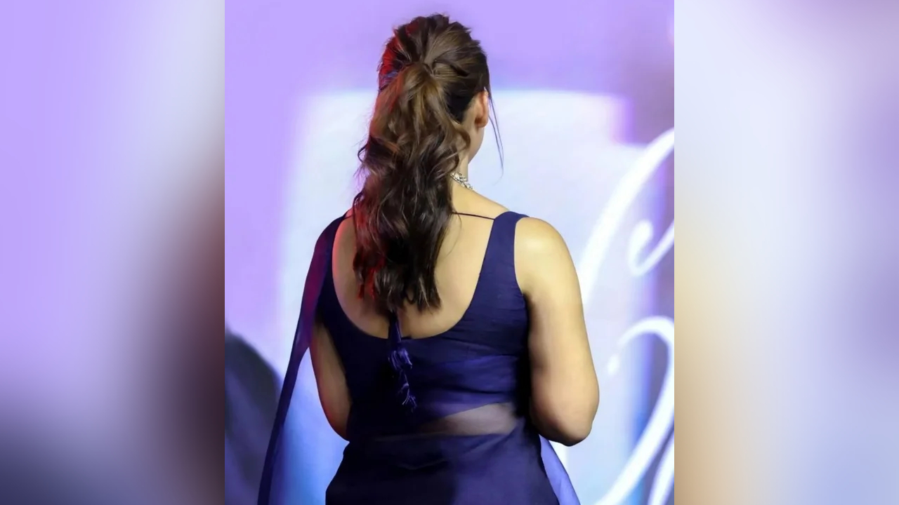సెకనుకు 10 లక్షల రెమ్యునరేషన్, 100 కోట్ల ఇల్లు ఉన్న స్టార్ హీరోయిన్ ఎవరో తెలుసా? సెకనుకు 10 లక్షల రెమ్యునరేషన్, 100 కోట్ల ఇల్లు ఉన్న స్టార్ హీరోయిన్ ఎవరో తెలుసా?