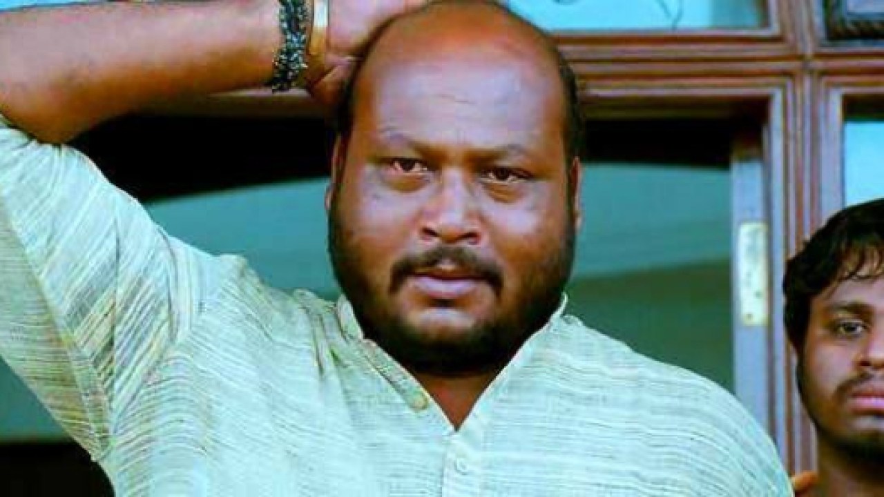 ఫిష్ వెంకట్కి సినిమాల్లో లైఫ్ ఇచ్చింది ఎవరో తెలుసా? ఆ ఒక్క మూవీతో జాతకమే మారిపోయింది ఫిష్ వెంకట్కి సినిమాల్లో లైఫ్ ఇచ్చింది ఎవరో తెలుసా? ఆ ఒక్క మూవీతో జాతకమే మారిపోయింది