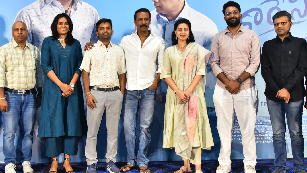 సముద్రఖని 'కార్మేని సెల్వం': జీవిత సత్యాల మాస్ జాతర! ట్రైలర్ రిలీజ్ తో టాలీవుడ్ షేకింగ్! సముద్రఖని 'కార్మేని సెల్వం': జీవిత సత్యాల మాస్ జాతర! ట్రైలర్ రిలీజ్ తో టాలీవుడ్ షేకింగ్!