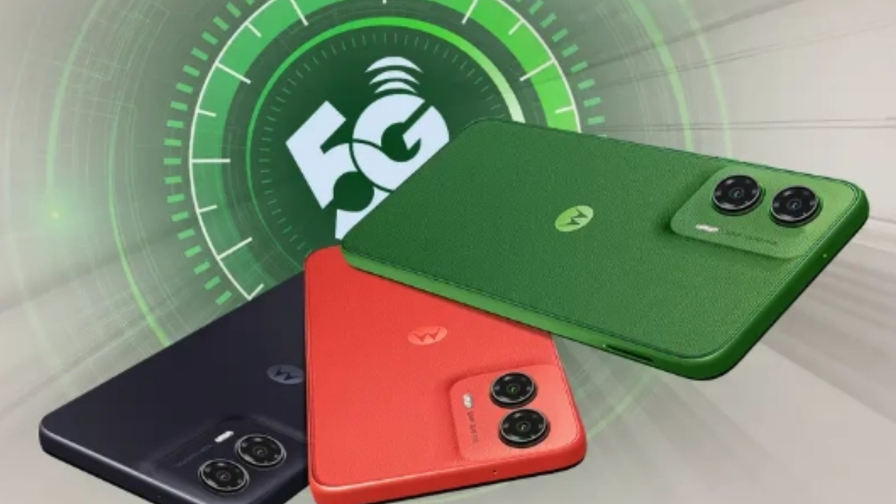 మోటో G35 5G: ఫీచర్ల సునామీ! రూ.13 వేలకే మోటోరోలా 5G ఫోన్!! మోటో G35 5G: ఫీచర్ల సునామీ! రూ.13 వేలకే మోటోరోలా 5G ఫోన్!!