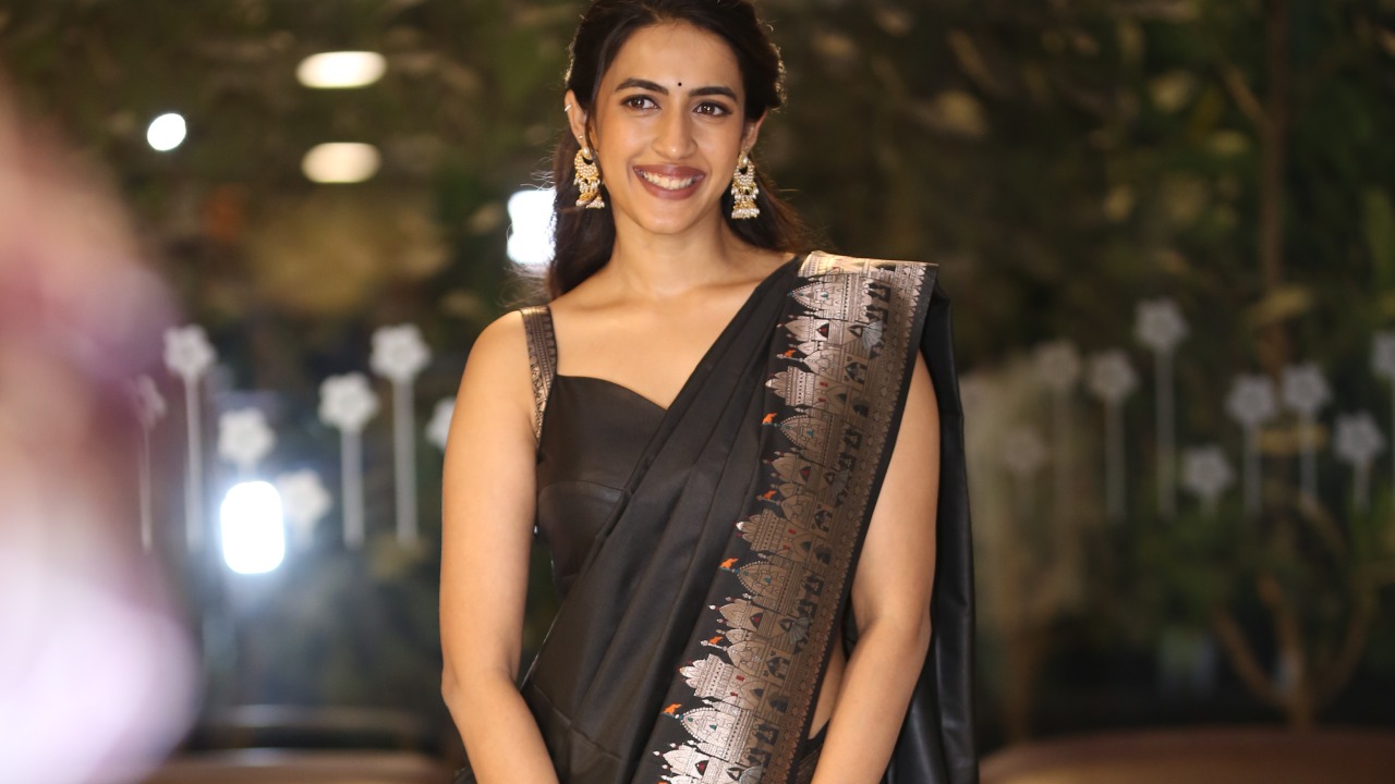 Niharika : నన్ను అనేవాళ్ళు అంటూనే ఉంటారు.. నేను చేసేది చేస్తూనే ఉంటా.. నిహారిక కామెంట్స్ వైరల్ Niharika : నన్ను అనేవాళ్ళు అంటూనే ఉంటారు.. నేను చేసేది చేస్తూనే ఉంటా.. నిహారిక కామెంట్స్ వైరల్