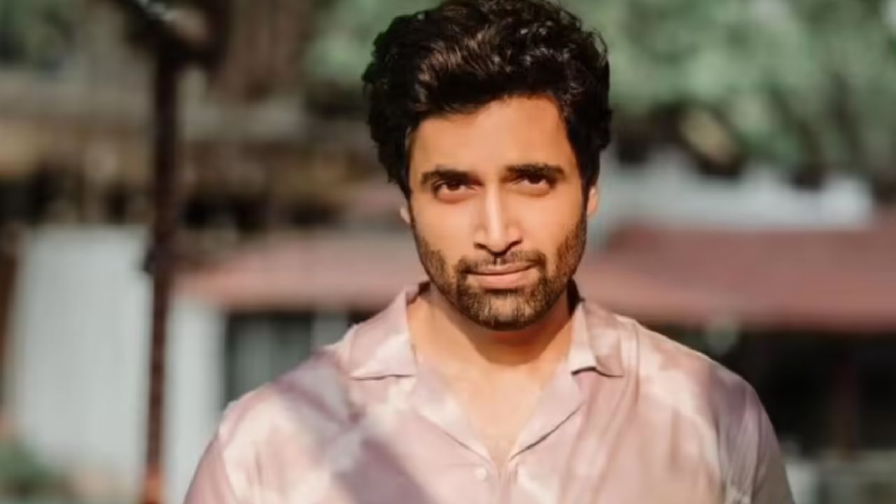 Adivi Sesh's Remuneration Skyrockets to ₹25 Crores After 'Decoity' Success Adivi Sesh's Remuneration Skyrockets to ₹25 Crores After 'Decoity' Success