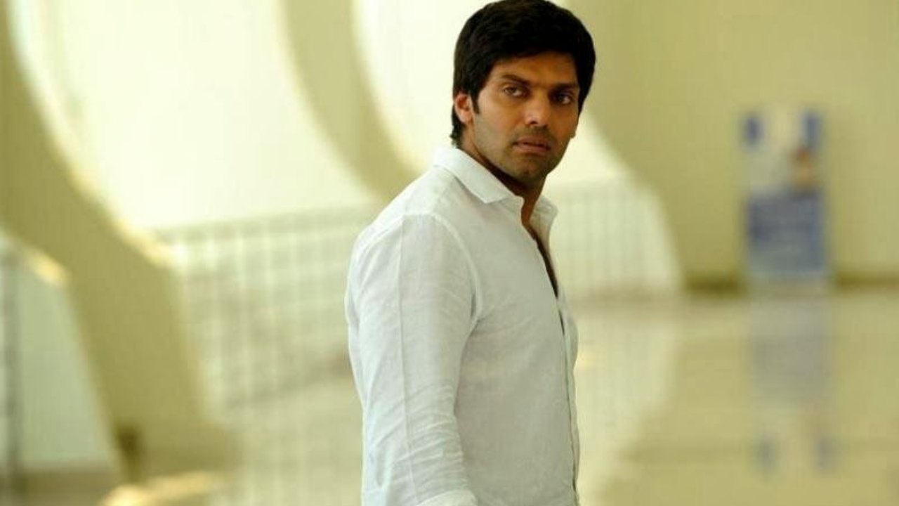 షాకింగ్: కాశీ సాధువుల్లో క్రిమినల్స్! హీరో ఆర్య సంచలన ఆరోపణలు! షాకింగ్: కాశీ సాధువుల్లో క్రిమినల్స్! హీరో ఆర్య సంచలన ఆరోపణలు!