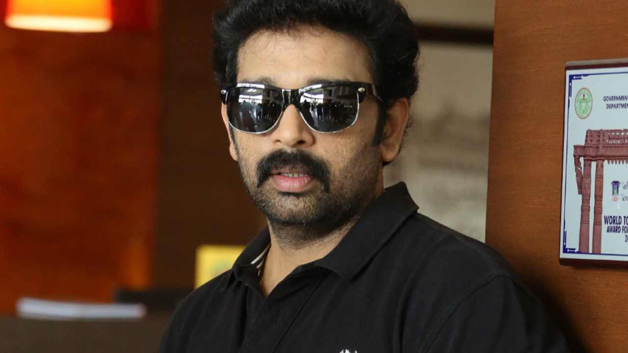 జేడీ చక్రవర్తి చేతబడితో వస్తున్నాడు! పాన్ ఇండియా షేకింగ్ ఖాయం!! జేడీ చక్రవర్తి చేతబడితో వస్తున్నాడు! పాన్ ఇండియా షేకింగ్ ఖాయం!!