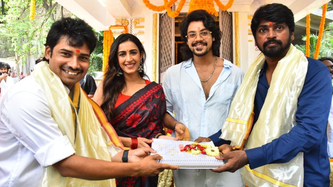 శ్రీహరి తనయుడి సంచలనం! 'ఆస్మాన్' మూవీతో మేఘాంశ్ శ్రీహరి పాన్ ఇండియా ఎంట్రీ! దుమ్మురేపే అప్డేట్స్! శ్రీహరి తనయుడి సంచలనం! 'ఆస్మాన్' మూవీతో మేఘాంశ్ శ్రీహరి పాన్ ఇండియా ఎంట్రీ! దుమ్మురేపే అప్డేట్స్!