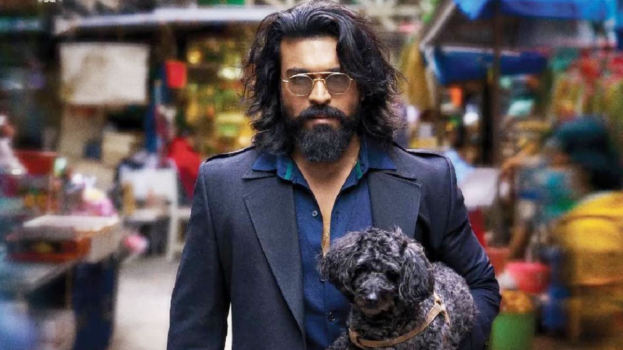 రామ్ చరణ్ సంచలనం: ఎస్క్వైర్ కవర్ పేజీపై గ్లోబల్ స్టార్.. మెగా ఫ్యాన్స్కు పూనకాలే! రామ్ చరణ్ సంచలనం: ఎస్క్వైర్ కవర్ పేజీపై గ్లోబల్ స్టార్.. మెగా ఫ్యాన్స్కు పూనకాలే!