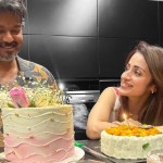 విజయ్-త్రిష లవ్ స్టోరీలో షాకింగ్ ట్విస్ట్! అర్ధరాత్రి బర్త్ డే సెలబ్రేషన్స్, వైరల్ ఫోటో! విజయ్-త్రిష లవ్ స్టోరీలో షాకింగ్ ట్విస్ట్! అర్ధరాత్రి బర్త్ డే సెలబ్రేషన్స్, వైరల్ ఫోటో!