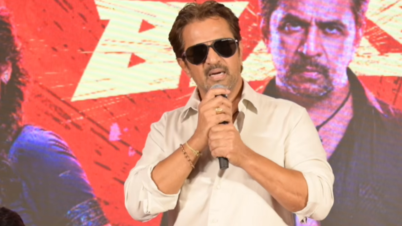 అర్జున్ సర్జా సంచలన నిర్ణయం! ఫేక్ కలెక్షన్స్ వద్దన్న యాక్షన్ కింగ్.. నెట్టింట్లో వైరల్! అర్జున్ సర్జా సంచలన నిర్ణయం! ఫేక్ కలెక్షన్స్ వద్దన్న యాక్షన్ కింగ్.. నెట్టింట్లో వైరల్!