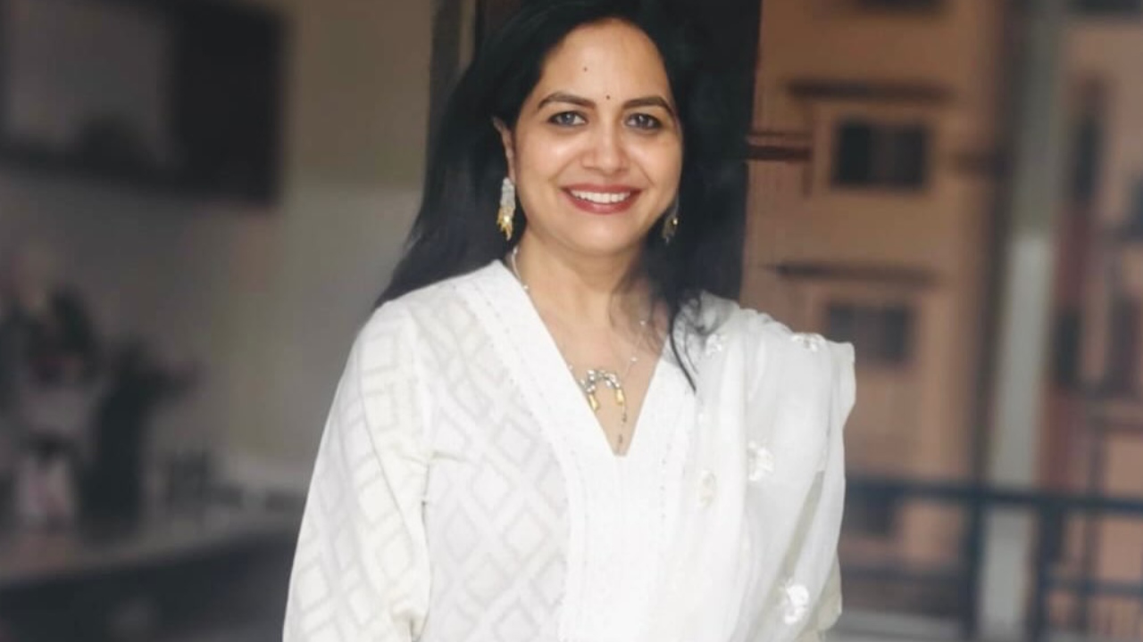 సింగర్ సునీత షాకింగ్ కామెంట్స్: ఇండస్ట్రీ చీకటి కోణాలు! ఫెమినిజంపై సంచలన ప్రశ్నలు! సింగర్ సునీత షాకింగ్ కామెంట్స్: ఇండస్ట్రీ చీకటి కోణాలు! ఫెమినిజంపై సంచలన ప్రశ్నలు!