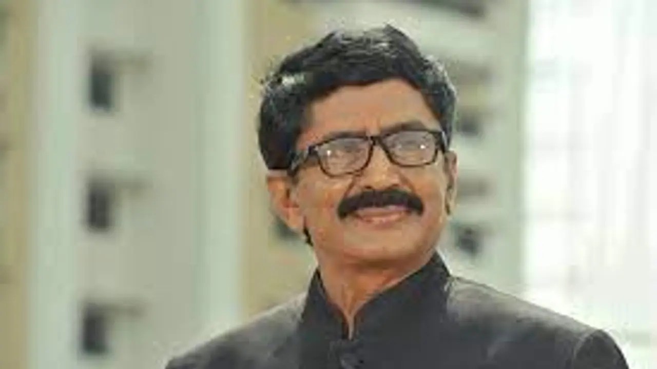 50 ఏళ్లుగా భార్య పెట్టిన కండిషన్ ఫాలో అవుతున్న మురళీమోహన్ 50 ఏళ్లుగా భార్య పెట్టిన కండిషన్ ఫాలో అవుతున్న మురళీమోహన్