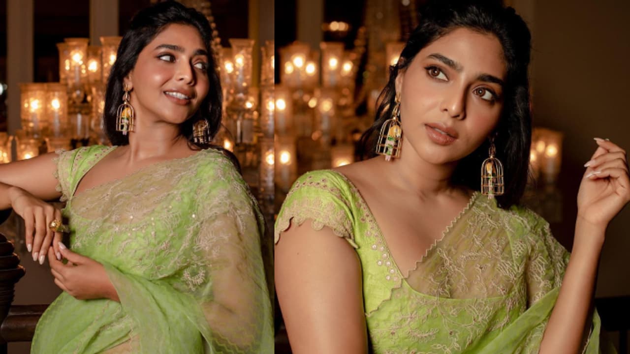 Aishwarya Lakshmi : అనుష్క బాటలో ధనుష్ హీరోయిన్, సోషల్ మీడియాకు బై బై చెప్పిన ఐశ్వర్య లక్ష్మి Aishwarya Lakshmi : అనుష్క బాటలో ధనుష్ హీరోయిన్, సోషల్ మీడియాకు బై బై చెప్పిన ఐశ్వర్య లక్ష్మి