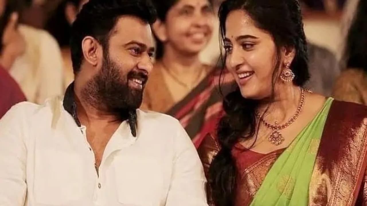 అనుష్క హాట్ ఫుడ్ సీక్రెట్ లీక్! ప్రభాస్ ఇష్టమైనది కూడా అదేనా? ఆసక్తికర విషయాలు! అనుష్క హాట్ ఫుడ్ సీక్రెట్ లీక్! ప్రభాస్ ఇష్టమైనది కూడా అదేనా? ఆసక్తికర విషయాలు!