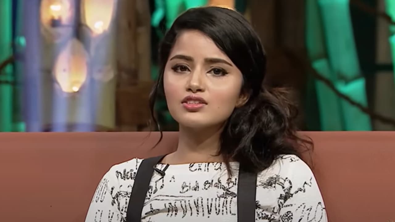 తప్పించారా? తప్పుకున్నారా?.. రంగస్థలం ఆఫర్ పై అనుపమ క్లారిటీ తప్పించారా? తప్పుకున్నారా?.. రంగస్థలం ఆఫర్ పై అనుపమ క్లారిటీ