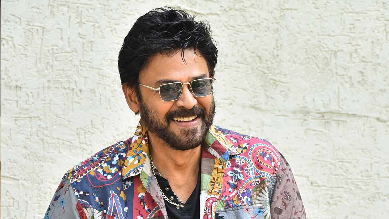 మామూలు షాక్ కాదు: త్రివిక్రమ్ సినిమా కోసం వెంకటేష్ భారీ రెమ్యునరేషన్! రికార్డు బ్రేకింగ్! మామూలు షాక్ కాదు: త్రివిక్రమ్ సినిమా కోసం వెంకటేష్ భారీ రెమ్యునరేషన్! రికార్డు బ్రేకింగ్!