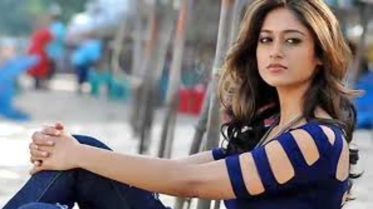 షాకింగ్: ఇలియానా పై బ్యాన్ విధించడానికి అసలు కారణమదేనా? వైరల్ న్యూస్! షాకింగ్: ఇలియానా పై బ్యాన్ విధించడానికి అసలు కారణమదేనా? వైరల్ న్యూస్!
