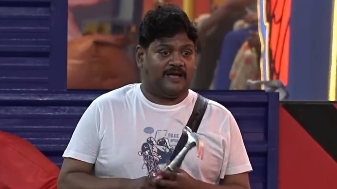 Suman Shetty: లైఫ్ ఇచ్చిన డైరెక్టర్ కోసం సుమన్ శెట్టి చేసిన పని తెలిస్తే సలామ్ కొట్టాల్సిందే Suman Shetty: లైఫ్ ఇచ్చిన డైరెక్టర్ కోసం సుమన్ శెట్టి చేసిన పని తెలిస్తే సలామ్ కొట్టాల్సిందే