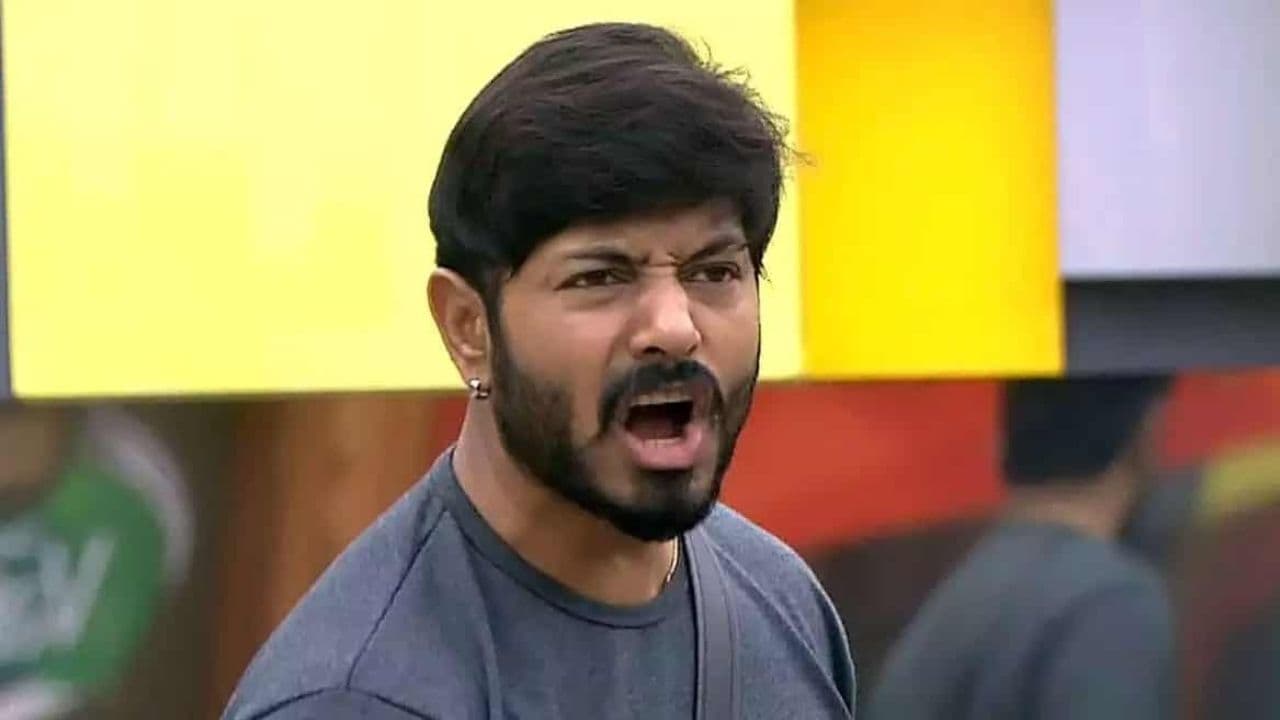 పని పాటా లేనోళ్లే బిగ్ బాస్ చూస్తారు.. బిగ్ బాస్ విన్నర్ సెన్సేషనల్ కామెంట్స్ పని పాటా లేనోళ్లే బిగ్ బాస్ చూస్తారు.. బిగ్ బాస్ విన్నర్ సెన్సేషనల్ కామెంట్స్