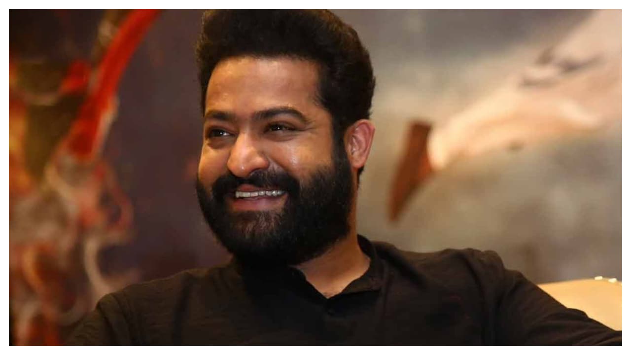 9 కథలు తిరస్కరించి, 10వ కథతో డిజాస్టర్! ఎన్టీఆర్ కెరీర్లోని షాకింగ్ నిజం! 9 కథలు తిరస్కరించి, 10వ కథతో డిజాస్టర్! ఎన్టీఆర్ కెరీర్లోని షాకింగ్ నిజం!