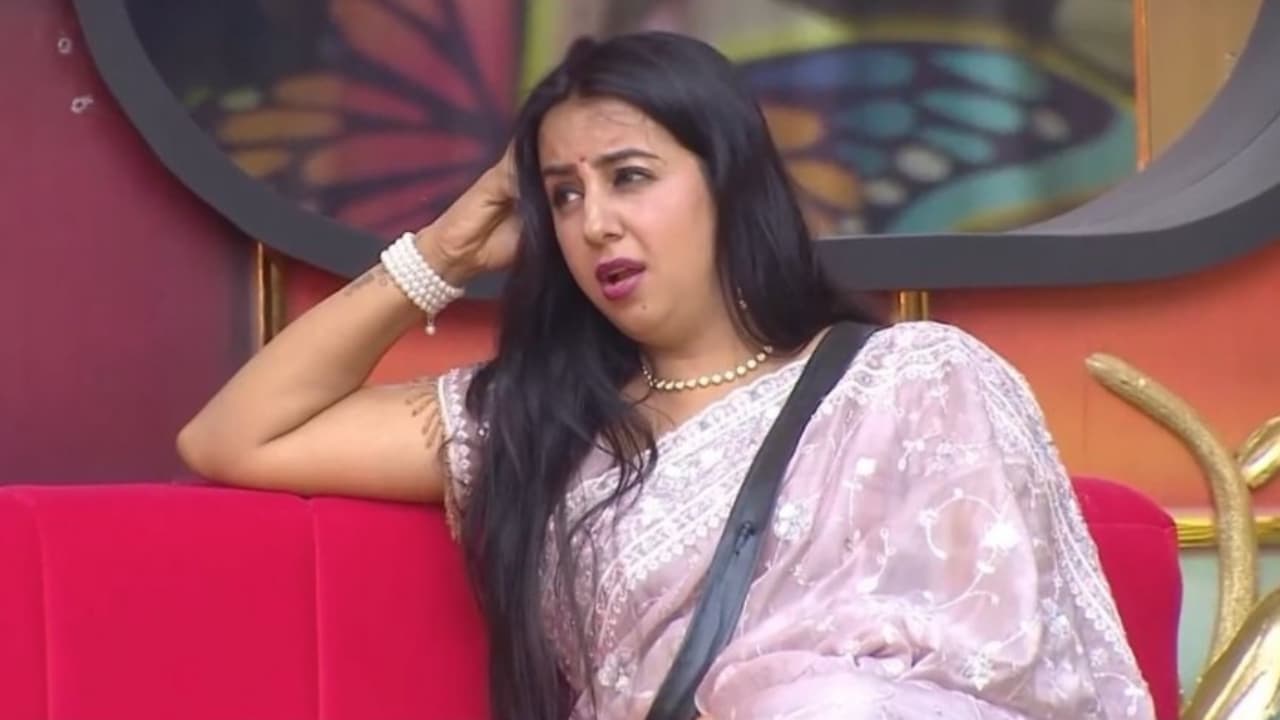 Bigg Boss Telugu 9: సంజనా హీరోయిన్ కాకుండా ప్రియుడి కుట్ర, చివరికి ఏం జరిగిందంటే? క్రేజీ లవ్ స్టోరీ Bigg Boss Telugu 9: సంజనా హీరోయిన్ కాకుండా ప్రియుడి కుట్ర, చివరికి ఏం జరిగిందంటే? క్రేజీ లవ్ స్టోరీ