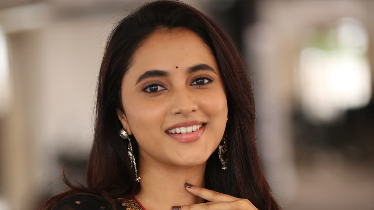 స్టార్ హీరోల సినిమాల్లో కనీసం లవ్ ట్రాక్లు కూడా ఉండట్లేదు.. ఓజీ హీరోయిన్ ఆవేదన.. కలెక్షన్లపై హాట్ కామెంట్ స్టార్ హీరోల సినిమాల్లో కనీసం లవ్ ట్రాక్లు కూడా ఉండట్లేదు.. ఓజీ హీరోయిన్ ఆవేదన.. కలెక్షన్లపై హాట్ కామెంట్