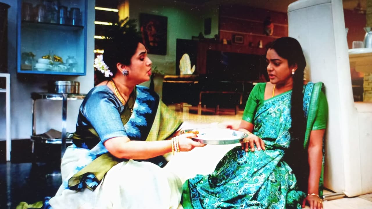 కార్తీక దీపం 2 టుడే ఎపిసోడ్: దీపకు మాటలతో నరకం చూపించిన సుమిత్ర.. నోరుజారిన జ్యోత్స్న.. ఒక్కటైన శ్రీధర్, కాంచన కార్తీక దీపం 2 టుడే ఎపిసోడ్: దీపకు మాటలతో నరకం చూపించిన సుమిత్ర.. నోరుజారిన జ్యోత్స్న.. ఒక్కటైన శ్రీధర్, కాంచన