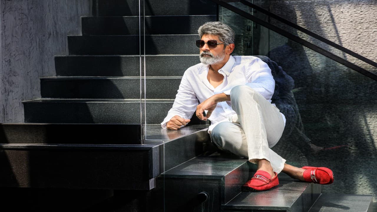 జగపతి బాబు పై కుట్రలు చేసింది ఎవరు? అల్లుడిని కేసులో ఇరికించాలని చూసినవారికి స్టార్ హీరో మాస్ వార్నింగ్ జగపతి బాబు పై కుట్రలు చేసింది ఎవరు? అల్లుడిని కేసులో ఇరికించాలని చూసినవారికి స్టార్ హీరో మాస్ వార్నింగ్