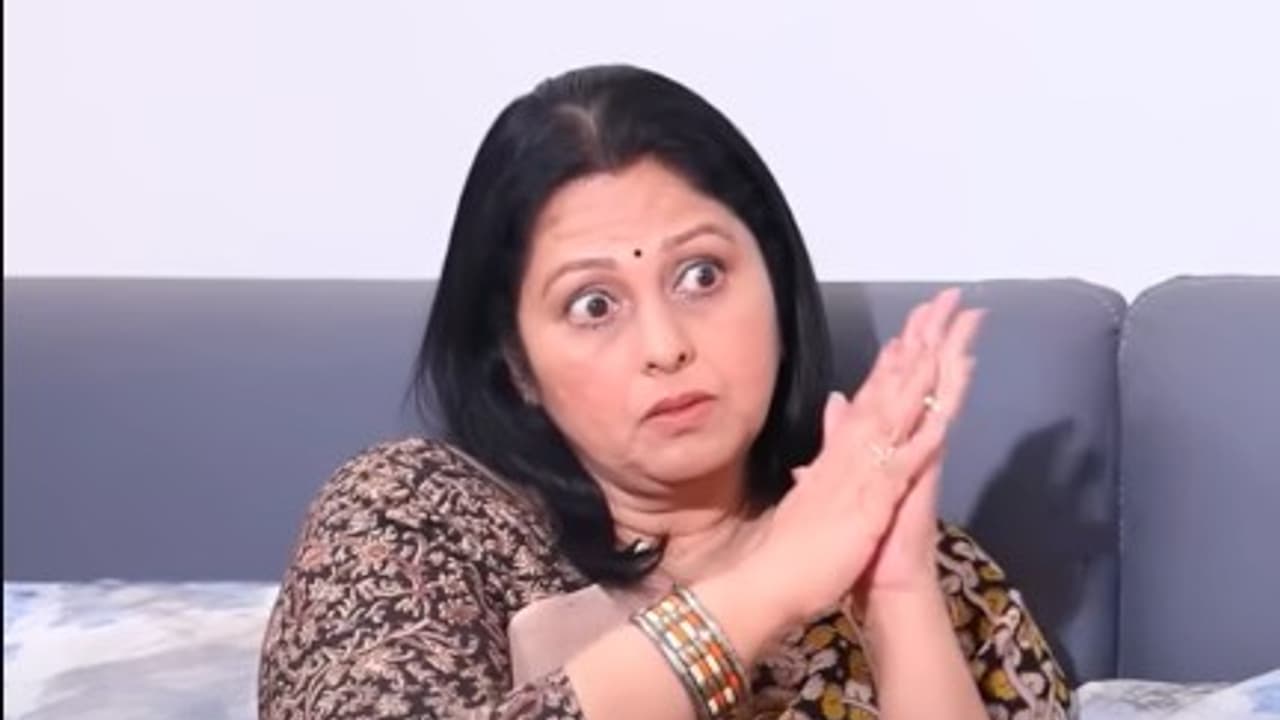 ఆ హీరోయిన్ అంత కఠినంగా లేకుంటే ఎప్పుడో చనిపోయేది, జయసుధ సంచలన వ్యాఖ్యలు ఎవరిని ఉద్దేశించి ? ఆ హీరోయిన్ అంత కఠినంగా లేకుంటే ఎప్పుడో చనిపోయేది, జయసుధ సంచలన వ్యాఖ్యలు ఎవరిని ఉద్దేశించి ?