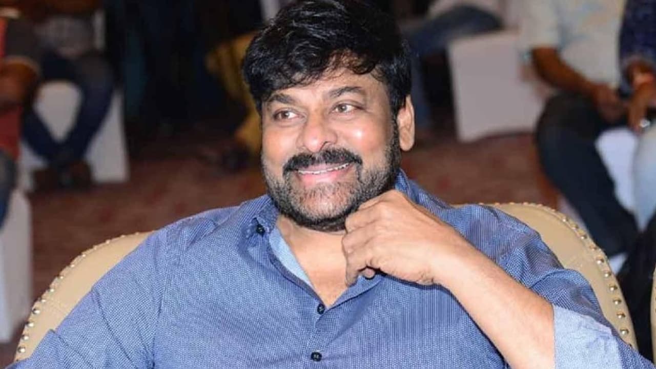 చిరంజీవి చేయకుండా ఉండాల్సిన 7 సినిమాలు ఏవో తెలుసా, కెరీర్ కి మచ్చగా మిగిలినవి ఇవే చిరంజీవి చేయకుండా ఉండాల్సిన 7 సినిమాలు ఏవో తెలుసా, కెరీర్ కి మచ్చగా మిగిలినవి ఇవే