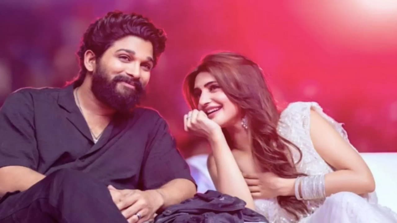 అల్లు అర్జున్ కు శ్రీలీల కౌంటర్, తెలుగు హీరోయిన్స్ గురించి ఐకాన్ స్టార్ ఏమన్నారంటే? అల్లు అర్జున్ కు శ్రీలీల కౌంటర్, తెలుగు హీరోయిన్స్ గురించి ఐకాన్ స్టార్ ఏమన్నారంటే?