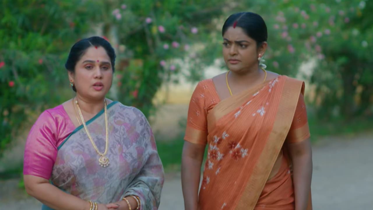 Karthika Deepam 2 Latest Episode:సుమిత్రతో నువ్వు మా అమ్మవని చెప్పిన దీప- సుమిత్ర తల పగలకొట్టిన దొంగ Karthika Deepam 2 Latest Episode:సుమిత్రతో నువ్వు మా అమ్మవని చెప్పిన దీప- సుమిత్ర తల పగలకొట్టిన దొంగ