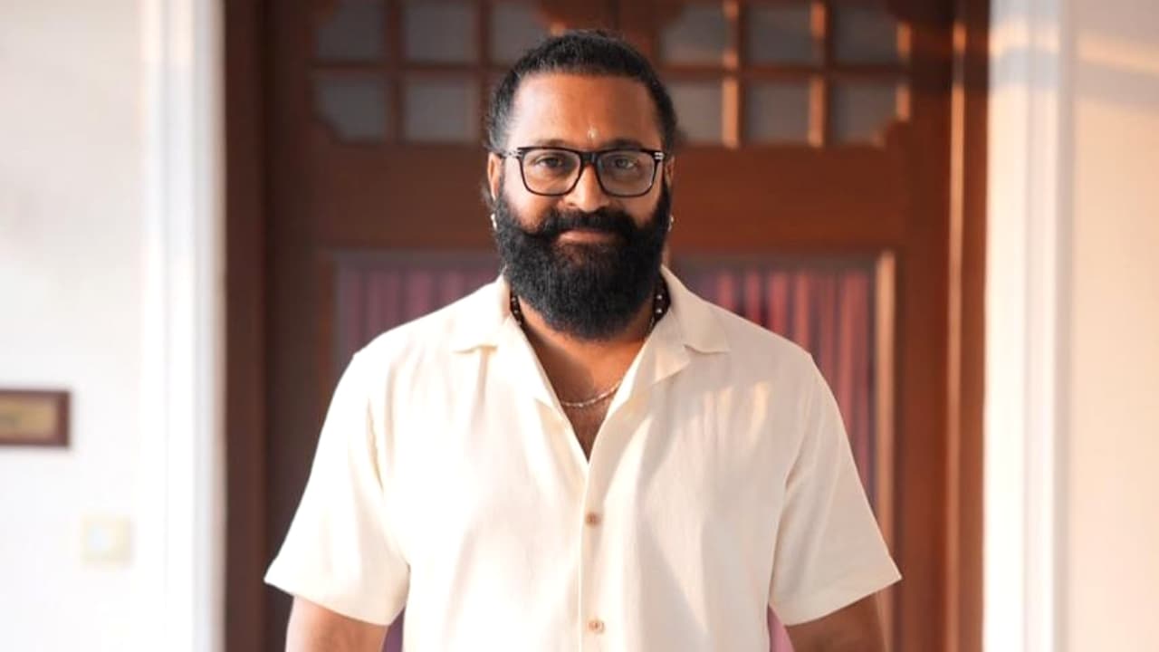 ఎన్టీఆర్ తో సినిమా పక్కన పెట్టి.. 2026లో రిషబ్ శెట్టి భారీ ప్లాన్ ఇదే! అభిమానులకు షాక్. ఎన్టీఆర్ తో సినిమా పక్కన పెట్టి.. 2026లో రిషబ్ శెట్టి భారీ ప్లాన్ ఇదే! అభిమానులకు షాక్.