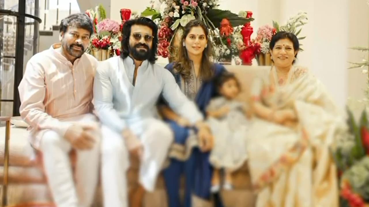 మళ్లీ తండ్రి కాబోతున్న రామ్ చరణ్.. ఉపాసన సీమంతం ఫోటోలు.. బిగ్ స్టార్స్ హల్చల్ మళ్లీ తండ్రి కాబోతున్న రామ్ చరణ్.. ఉపాసన సీమంతం ఫోటోలు.. బిగ్ స్టార్స్ హల్చల్