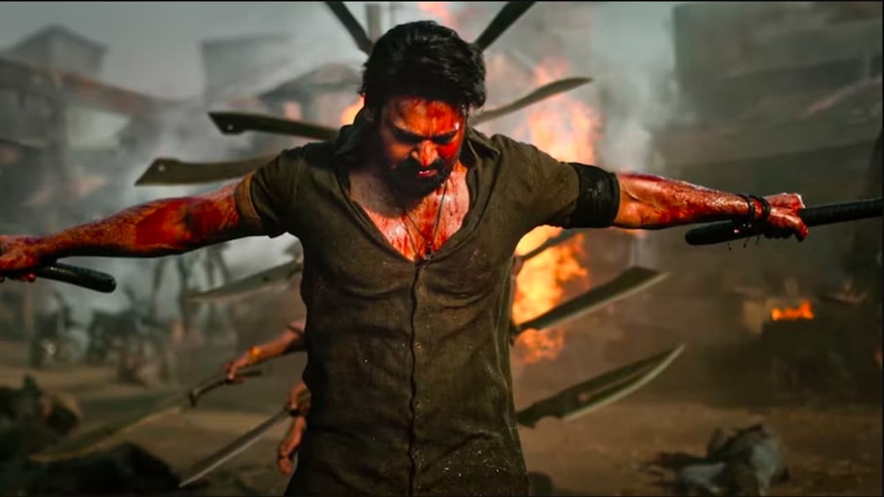 ఇండియాలో బిగ్గెస్ట్ సూపర్ స్టార్ ప్రభాస్ కాదా, ఇంకెవరు ? స్టార్ డైరెక్టర్ కామెంట్స్ తో దుమారం ఇండియాలో బిగ్గెస్ట్ సూపర్ స్టార్ ప్రభాస్ కాదా, ఇంకెవరు ? స్టార్ డైరెక్టర్ కామెంట్స్ తో దుమారం