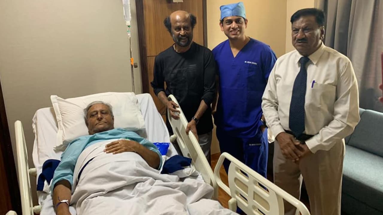 రజినీకాంత్ సోదరుడికి గుండెపోటు.. బెంగళూరుకు హుటాహుటిన సూపర్ స్టార్ రజినీకాంత్ సోదరుడికి గుండెపోటు.. బెంగళూరుకు హుటాహుటిన సూపర్ స్టార్