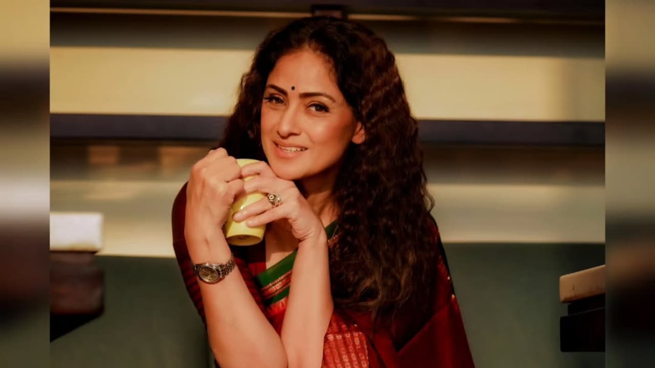 సిమ్రాన్ ఫస్ట్ శాలరీ ఎంతో తెలుసా? యాంకర్గా చూసి జయా బచ్చన్ పిలుపు, దశ తిరిగింది ఇక్కడే సిమ్రాన్ ఫస్ట్ శాలరీ ఎంతో తెలుసా? యాంకర్గా చూసి జయా బచ్చన్ పిలుపు, దశ తిరిగింది ఇక్కడే