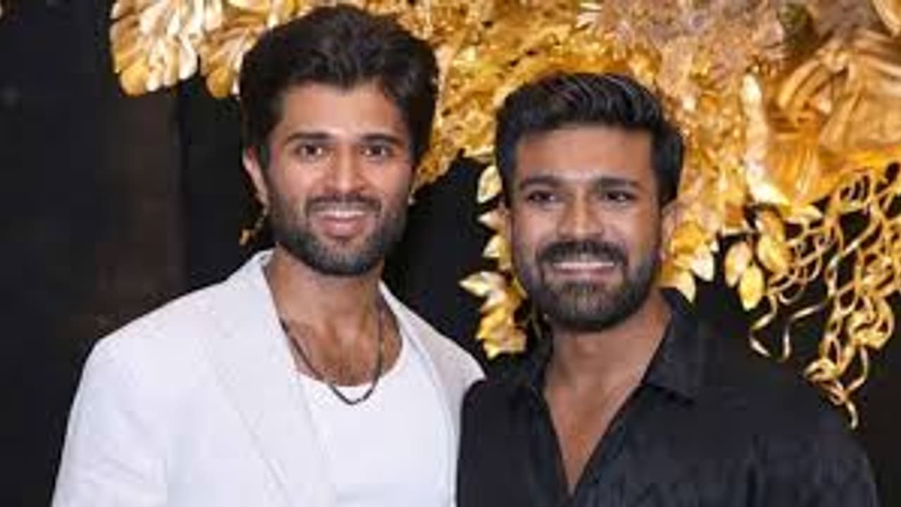 రామ్ చరణ్ కథను విజయ్ దేవరకొండ చేశాడా? కింగ్డమ్ సినిమాపై క్లారిటీ ఇచ్చిన నిర్మాత రామ్ చరణ్ కథను విజయ్ దేవరకొండ చేశాడా? కింగ్డమ్ సినిమాపై క్లారిటీ ఇచ్చిన నిర్మాత