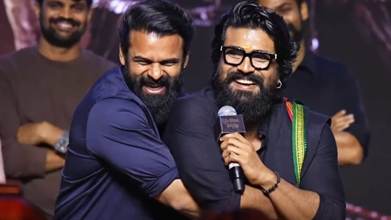 మెగా హీరోల వెరైటీ మీటింగ్.. గుర్తు పట్టలేని విధంగా రామ్ చరణ్, సాయి దుర్గ తేజ్ మెగా హీరోల వెరైటీ మీటింగ్.. గుర్తు పట్టలేని విధంగా రామ్ చరణ్, సాయి దుర్గ తేజ్