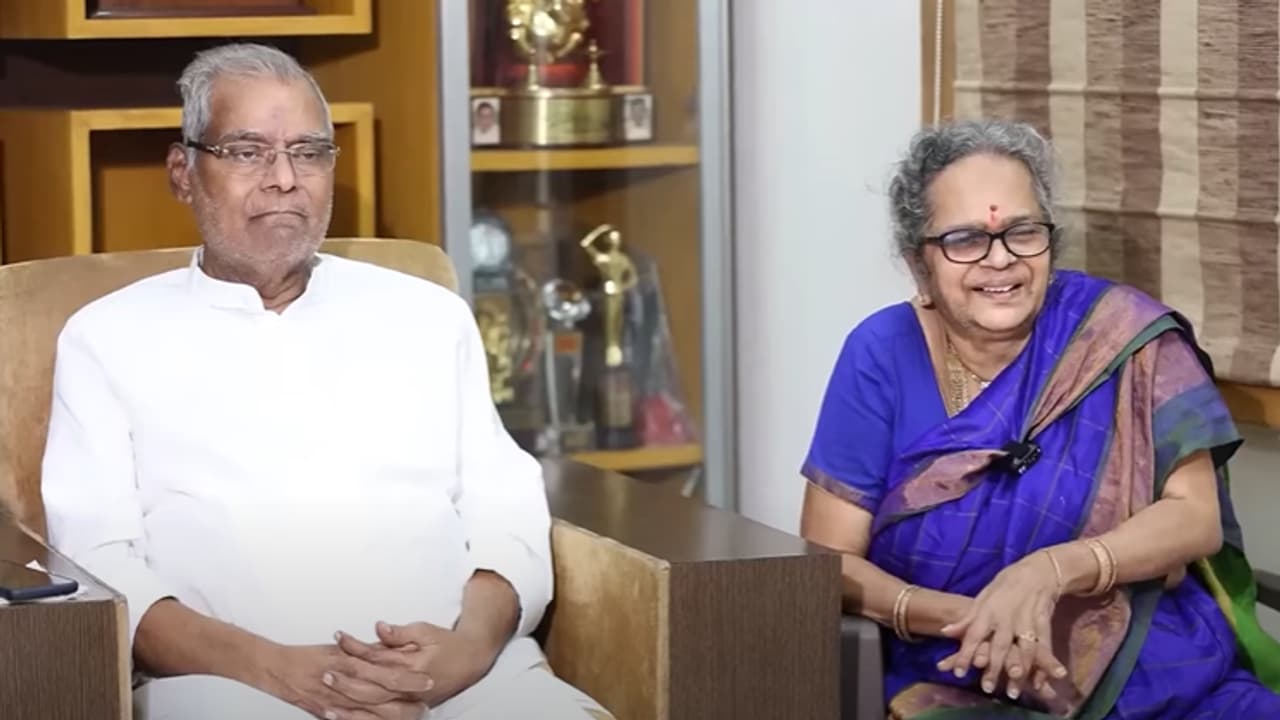30 ఏళ్లు ఎవరినీ గుర్తుపట్టలేని స్థితిలో కోట శ్రీనివాసరావు భార్య.. ఏం జరిగిందో తెలుసా? కోట ఫ్యామిలీ డిటెయిల్స్ 30 ఏళ్లు ఎవరినీ గుర్తుపట్టలేని స్థితిలో కోట శ్రీనివాసరావు భార్య.. ఏం జరిగిందో తెలుసా? కోట ఫ్యామిలీ డిటెయిల్స్