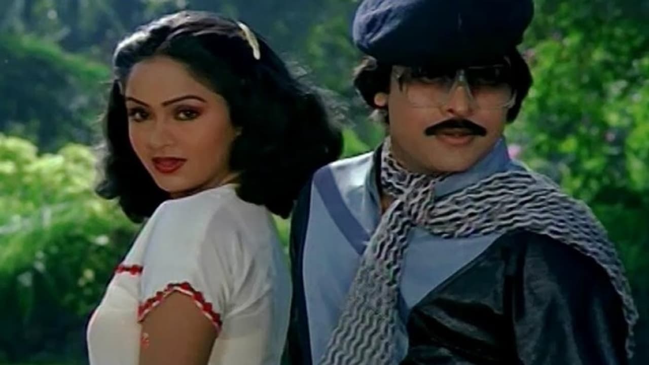 చిరంజీవి సినిమాలో సూపర్ హిట్ సాంగ్.. ఛాలెంజ్ లో గెలిచి ఒక్కో అక్షరానికి రూ.1000 తీసుకున్న లిరిసిస్ట్ చిరంజీవి సినిమాలో సూపర్ హిట్ సాంగ్.. ఛాలెంజ్ లో గెలిచి ఒక్కో అక్షరానికి రూ.1000 తీసుకున్న లిరిసిస్ట్