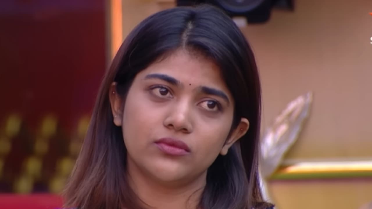 Rithu Chowdary Eliminate: చివరి నిమిషంలో బిగ్ బాస్ షాకింగ్ ట్విస్ట్, రీతూ ఎలిమినేట్.. కారణం ఇదే Rithu Chowdary Eliminate: చివరి నిమిషంలో బిగ్ బాస్ షాకింగ్ ట్విస్ట్, రీతూ ఎలిమినేట్.. కారణం ఇదే