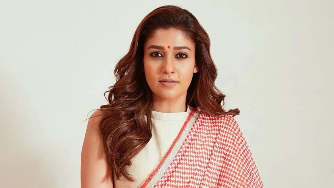 10 లక్షల హ్యాండ్ బ్యాగ్ తో పాటు.. నయనతార కళ్లు చెదిరే కాస్ట్లీ కలెక్షన్స్ ఏంటో తెలుసా? 10 లక్షల హ్యాండ్ బ్యాగ్ తో పాటు.. నయనతార కళ్లు చెదిరే కాస్ట్లీ కలెక్షన్స్ ఏంటో తెలుసా?